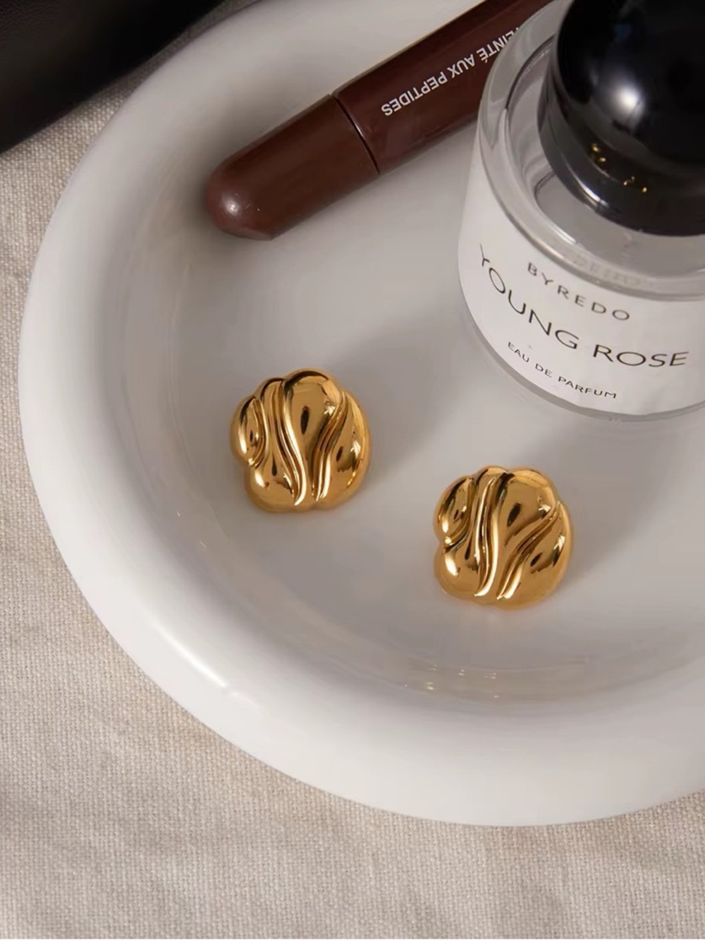 18K Gold Plated Chunky Stud Earrings - Picture 3 of 7